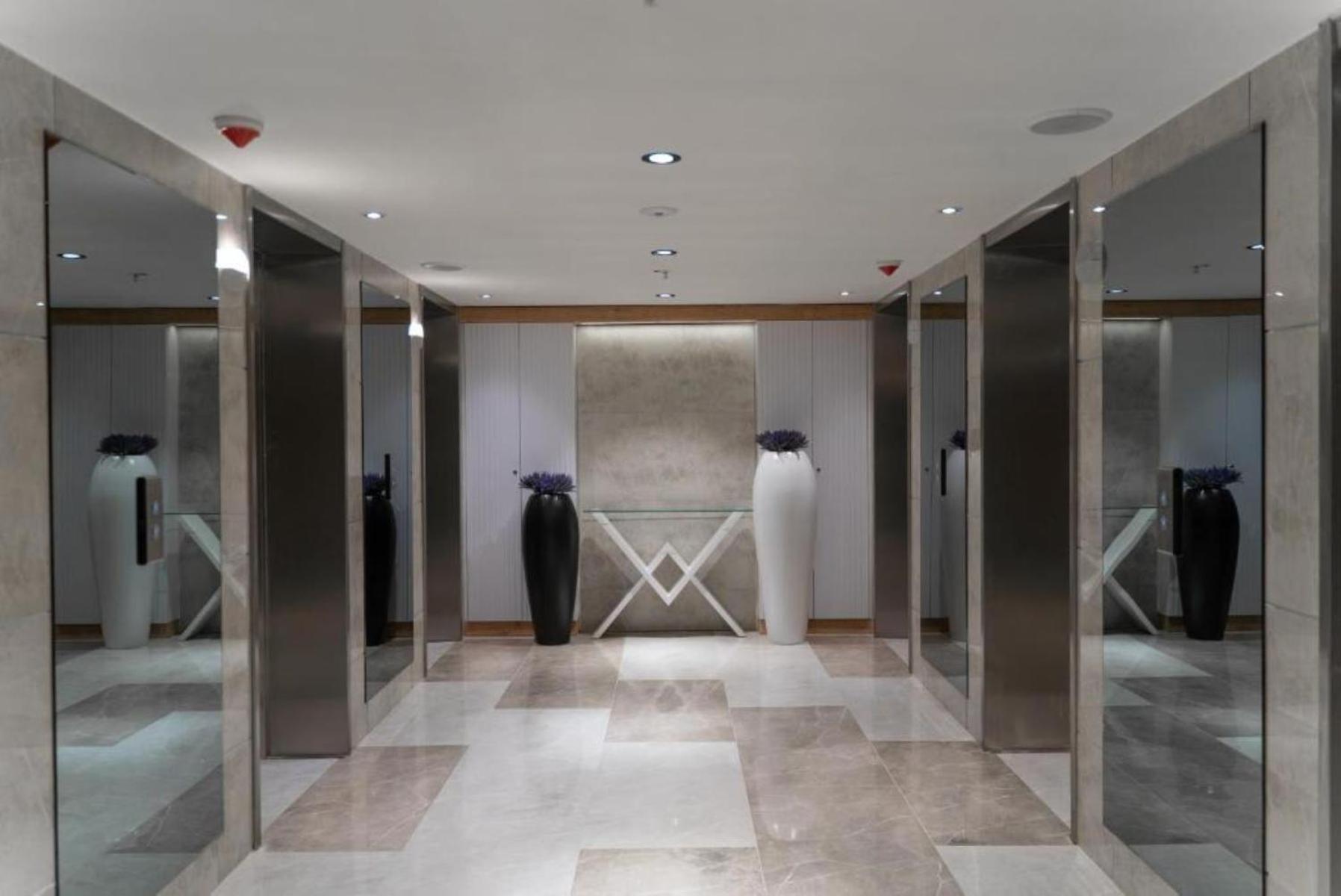 Orbi City Hotel With Sea View Batum Dış mekan fotoğraf