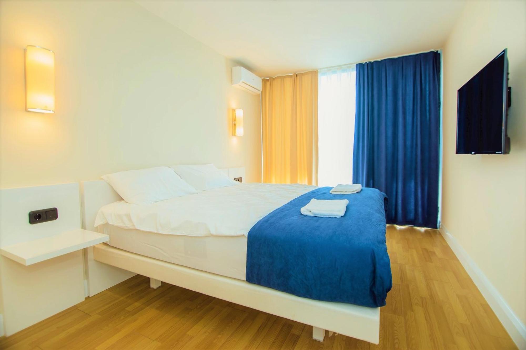 Orbi City Hotel With Sea View Batum Dış mekan fotoğraf